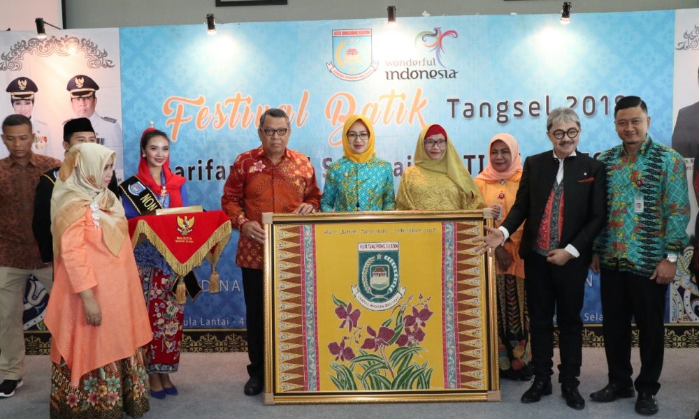 Festival Batik 2018, Airin Ajak OPD Promosikan Batik Khas 